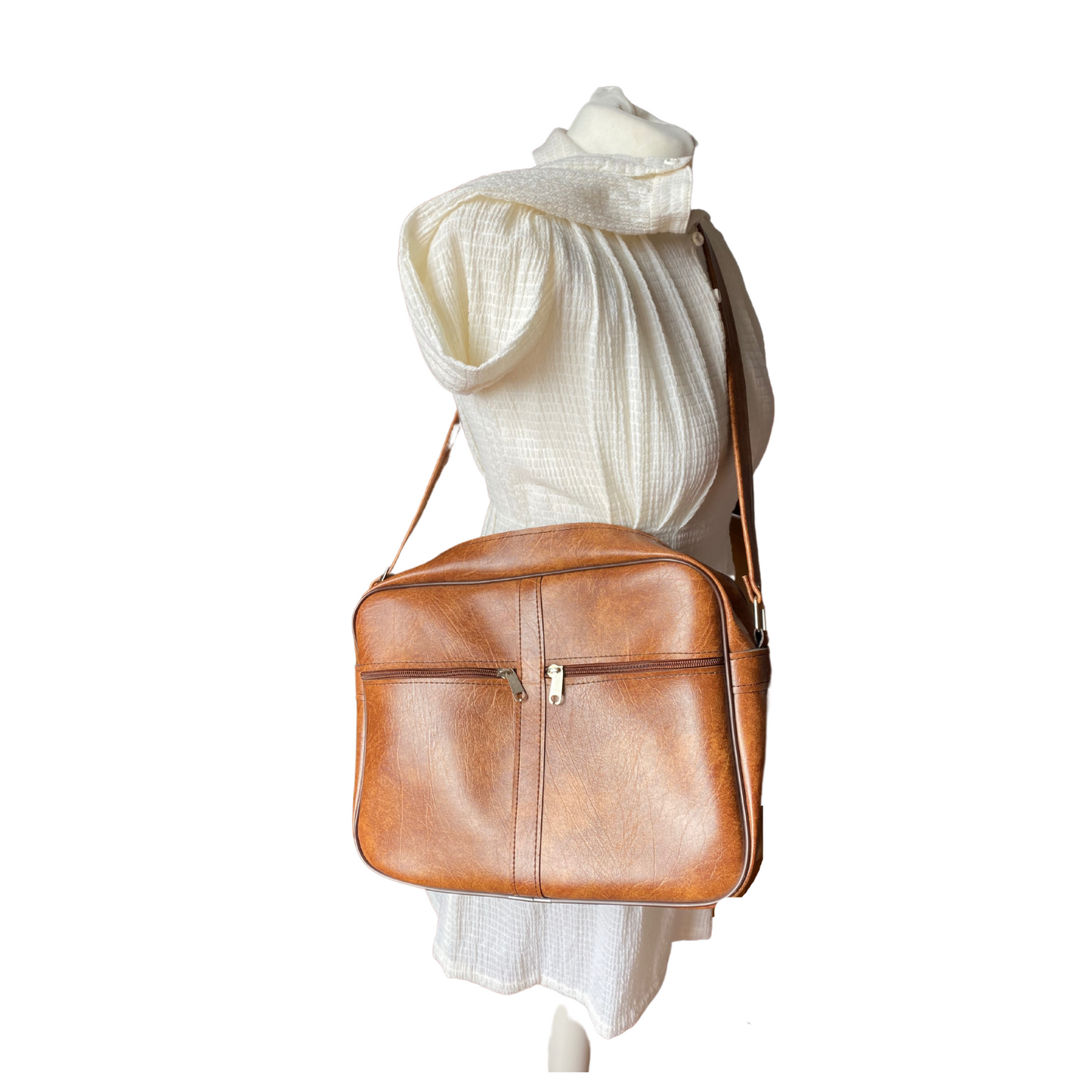 70s brown vinyl zip up overnight/ cabin bag