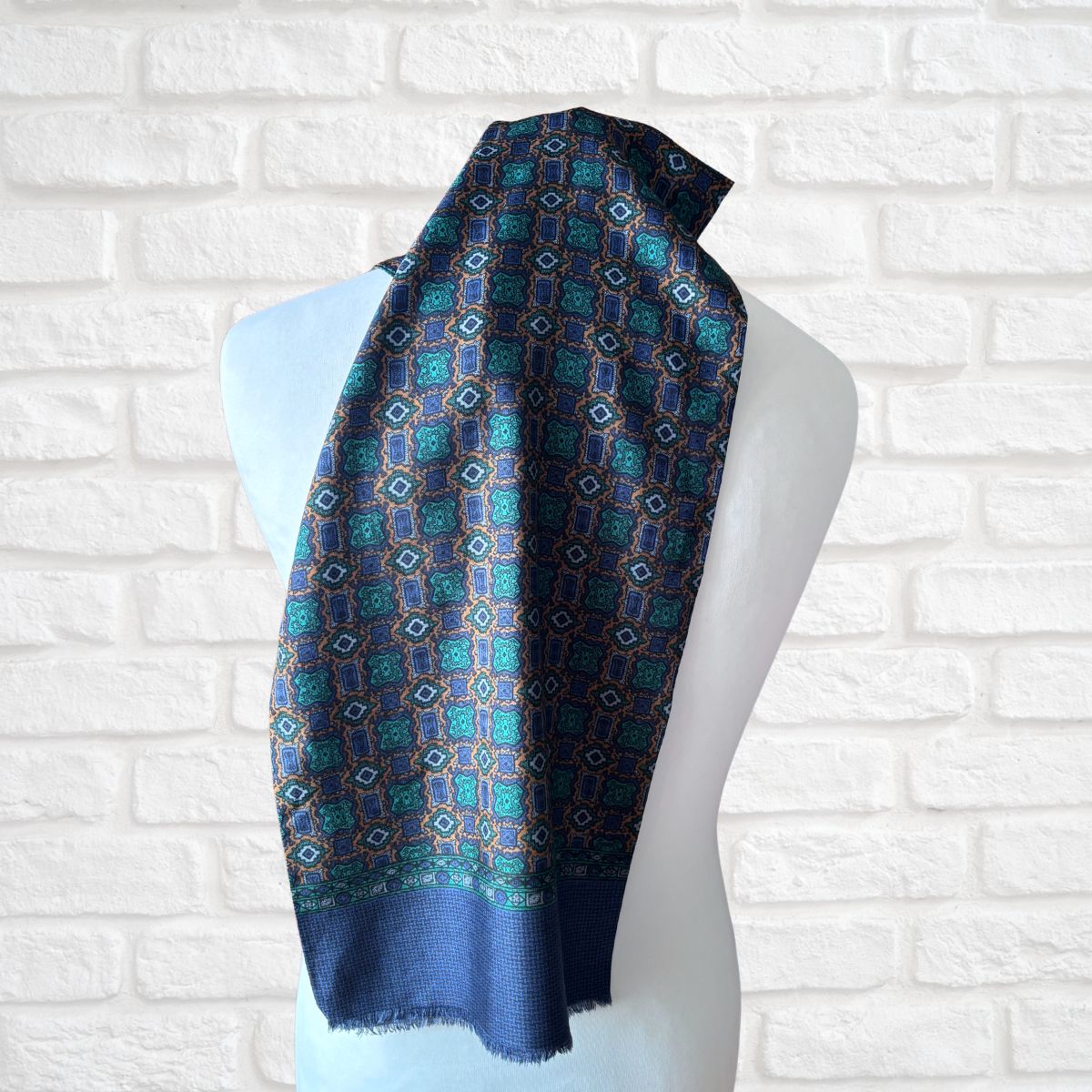 1960s Mod Style Wool and Silk Men’s Dark Blue Geometric Paisley Print Vintage Scarf with Fringing