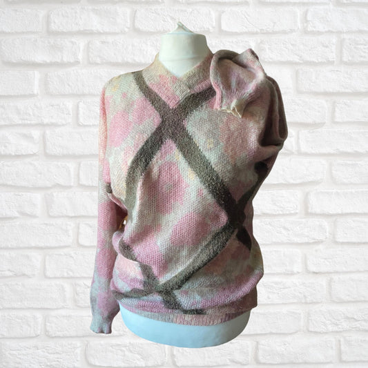 80s Pink and Brown Floral and Geometric Print Mohair Blend Vintage Jumper. Approx UK size 16-20