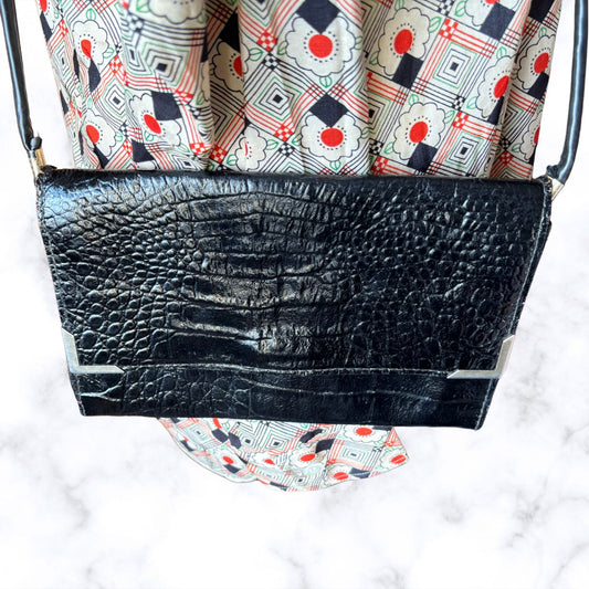 Vintage 80s Black Leather Envelope Bag with Cross Body Strap. Perfect for Nights Out/ Festivals