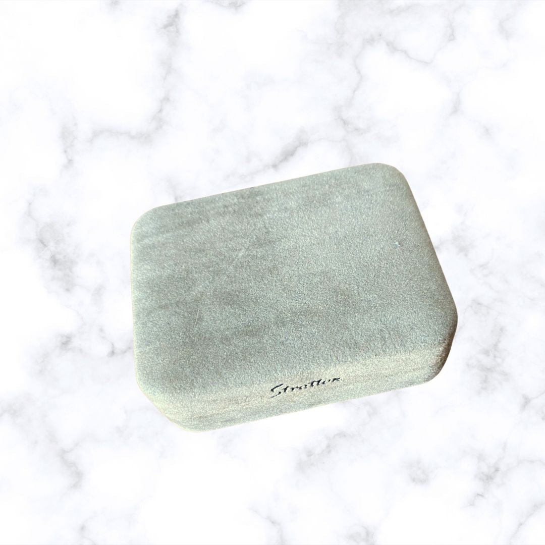 Stunning Blue,Red and Cream Oval Vintage Cufflinks in the Original Box - Perfect Gift Idea