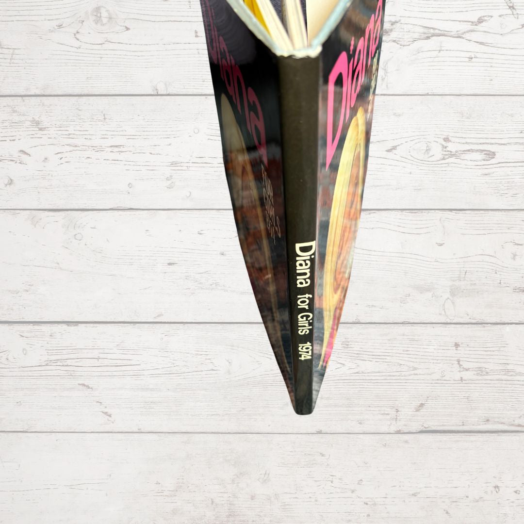 Vintage Diana Annual 1974, full of fiction, fashion, fun and nostalgia. Great gift idea