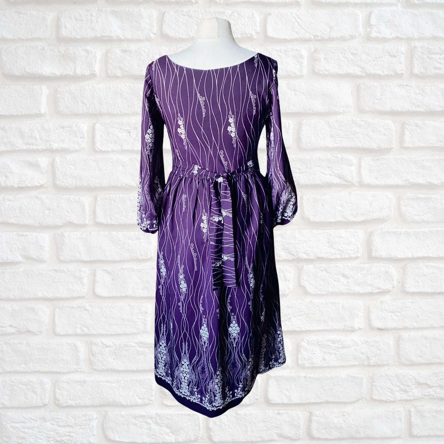 70s purple maxi with white floral print. Approx U.K size 14 -16