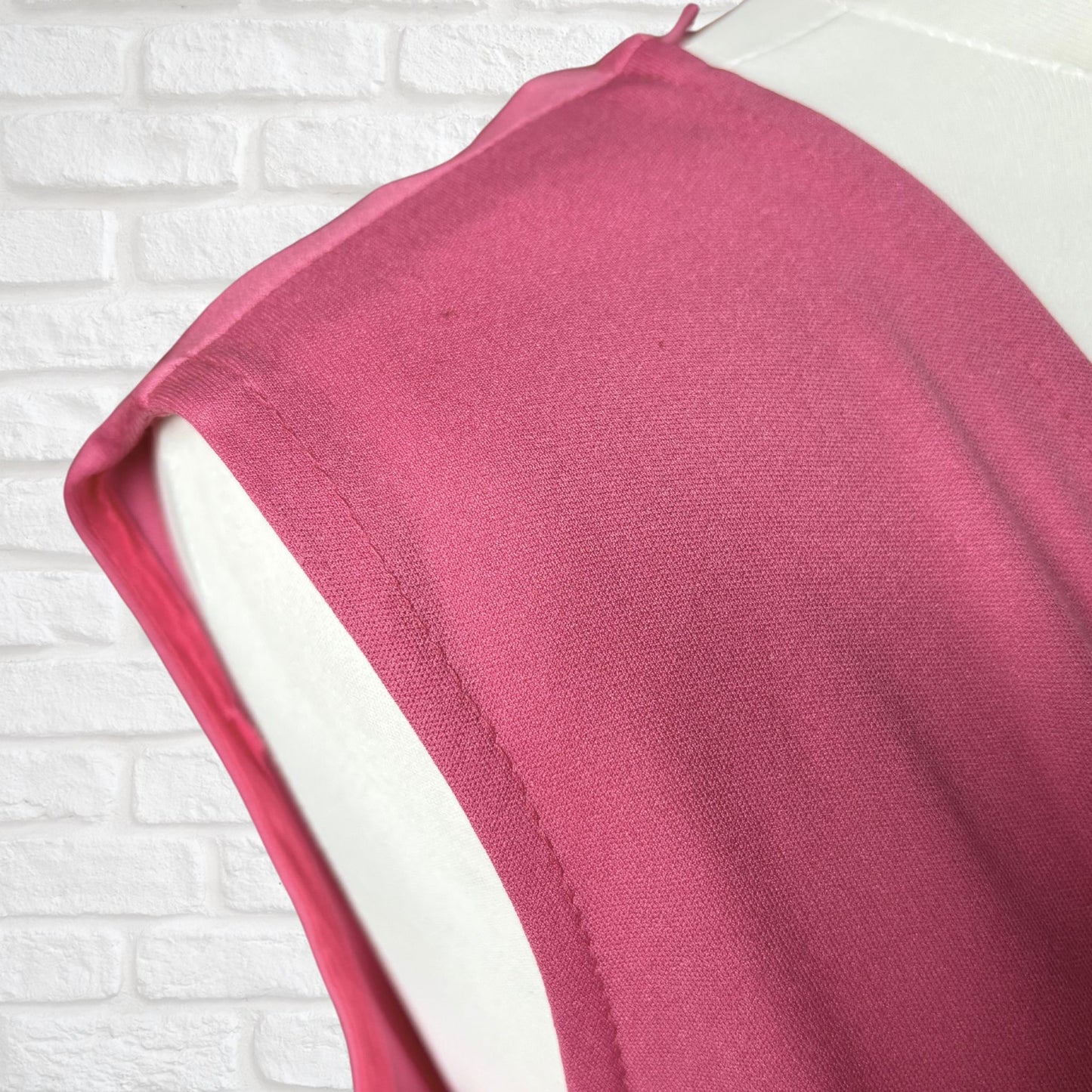 Pink vintage Grecian style, deep v neck maxi dress. Approx UK size 6-8