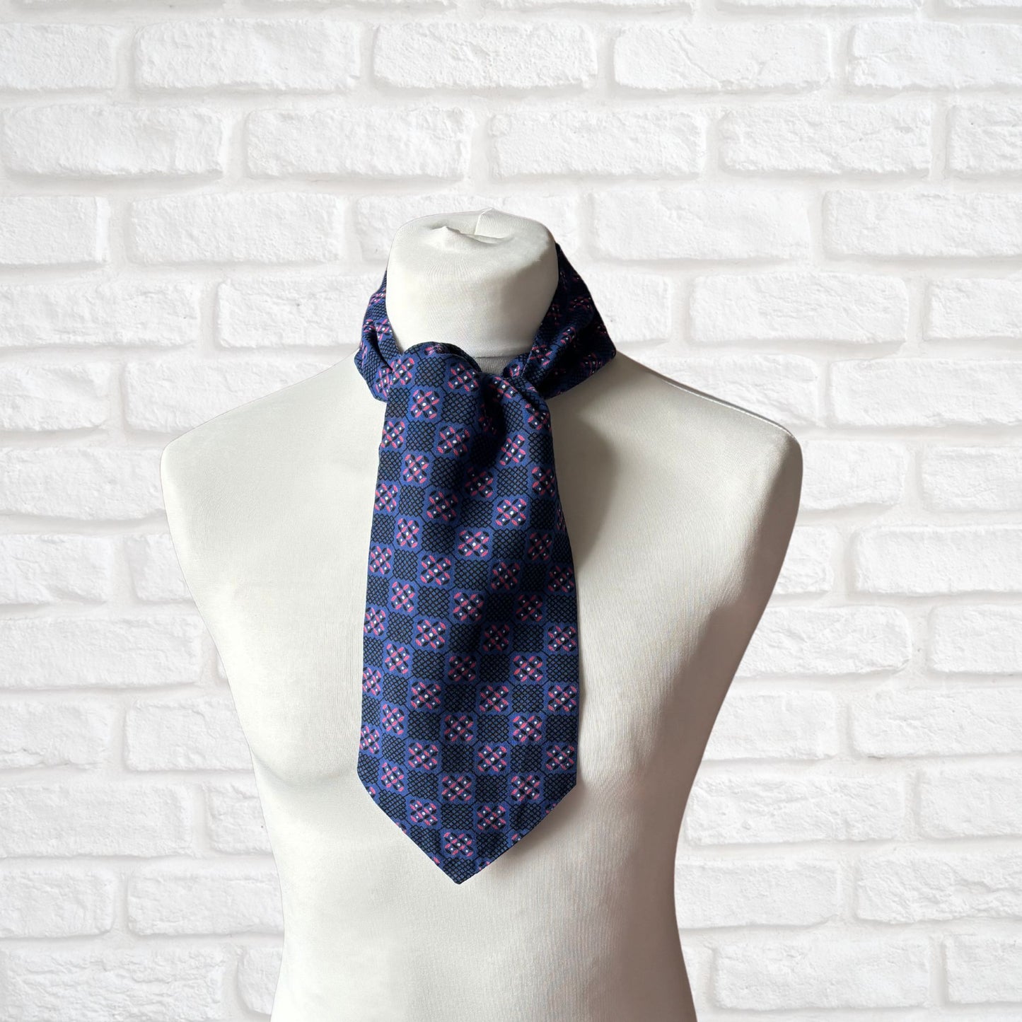 60s mod style blue, black, white and red geometric print vintage cravat