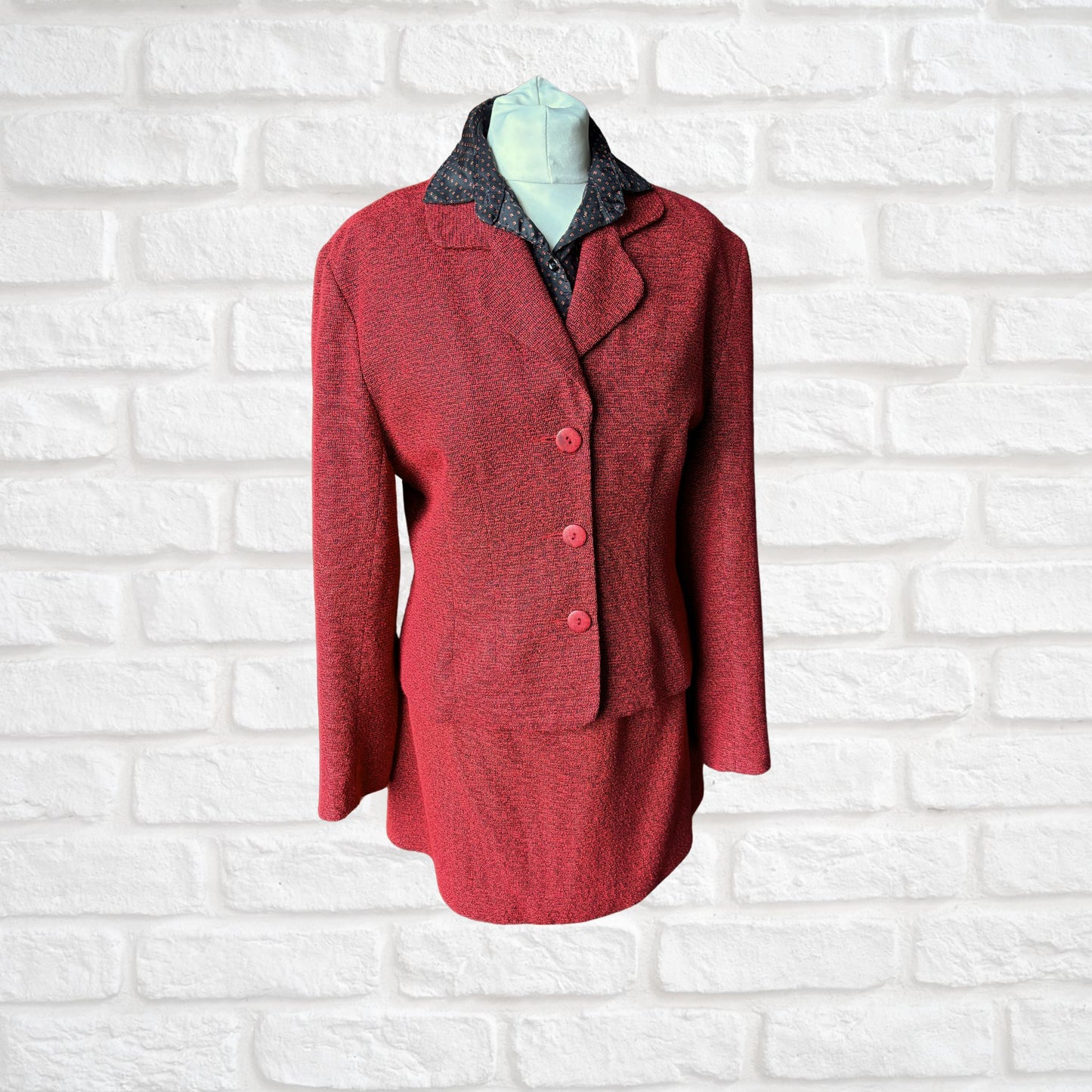 Vintage 90s Red and Black Textured Mini Skirt Suit. Approx UK size 8-10