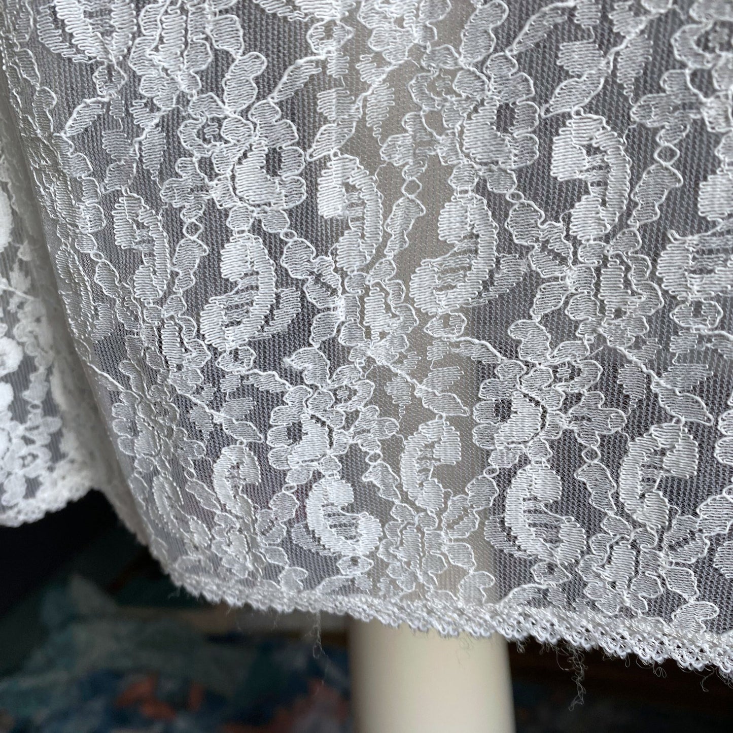 Vintage 60s White Lace Fitted Slip Dress with bow detail. Approx U.K. size 4-6