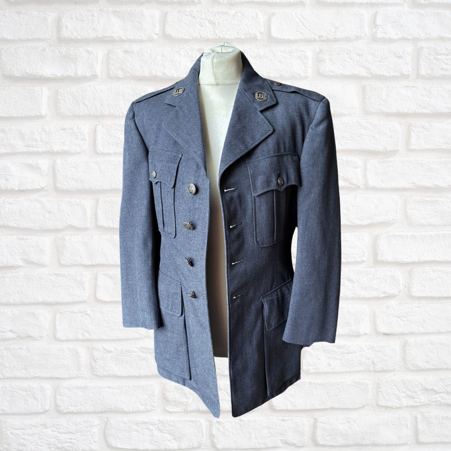 1950s USAF Blue Wool Serge Vintage Military Jacket with Detachable Metal US Pins. Approx UK XS-S (m) 10-12(f)