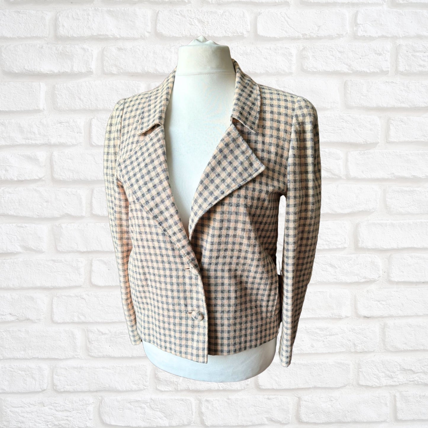 Vintage 80s Pink and Grey Check Long Sleeved Jacket. Approx UK size 12 - 16