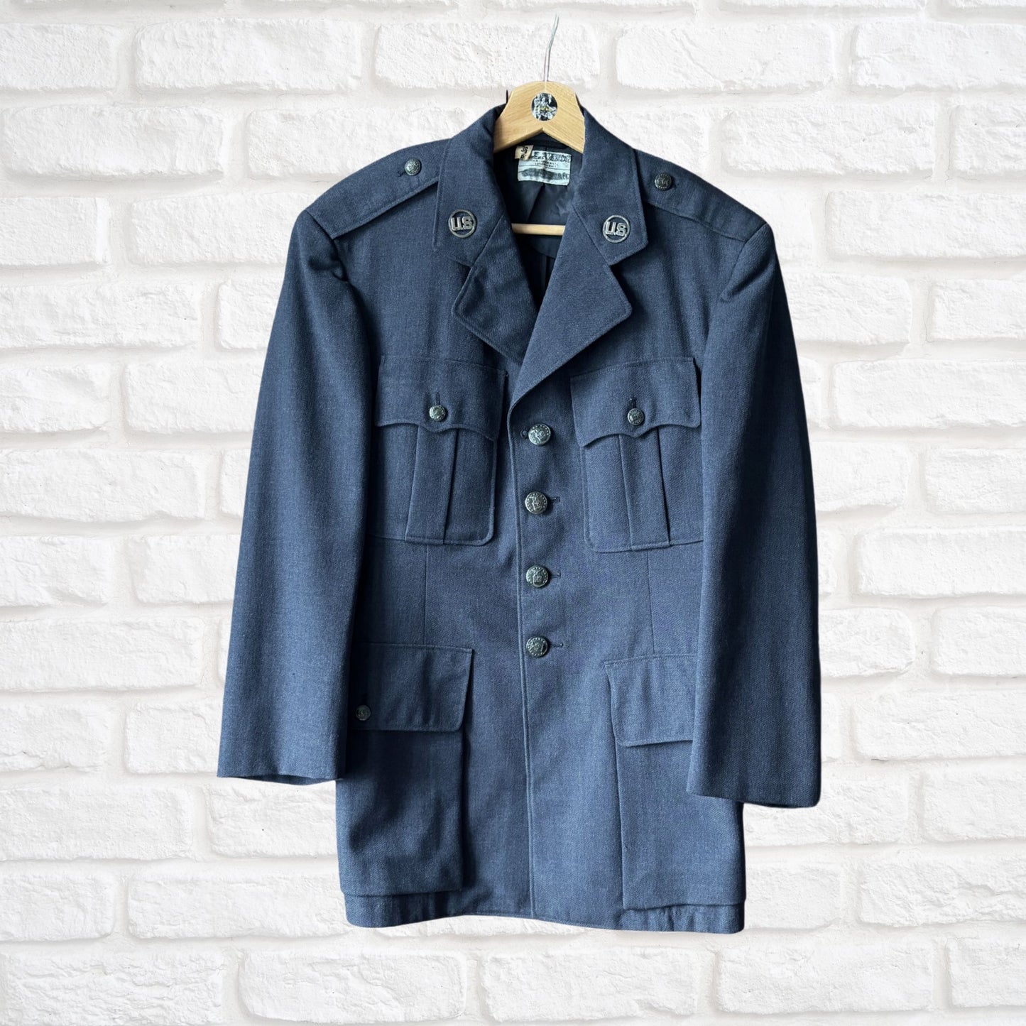 1950s USAF Blue Wool Serge Vintage Military Jacket with Detachable Metal US Pins. Approx UK XS-S (m) 10-12(f)