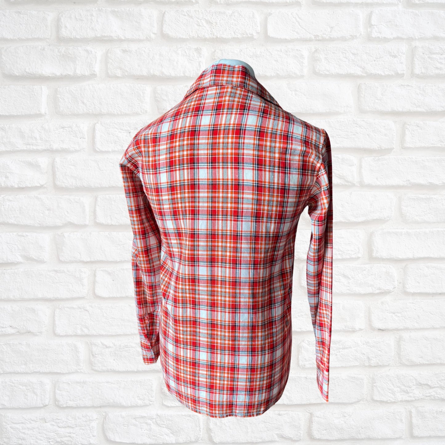 70s Checked Lightweight Vintage Shirt with Wide Collar. Approx UK size XS -S (men) 8-12 (women)