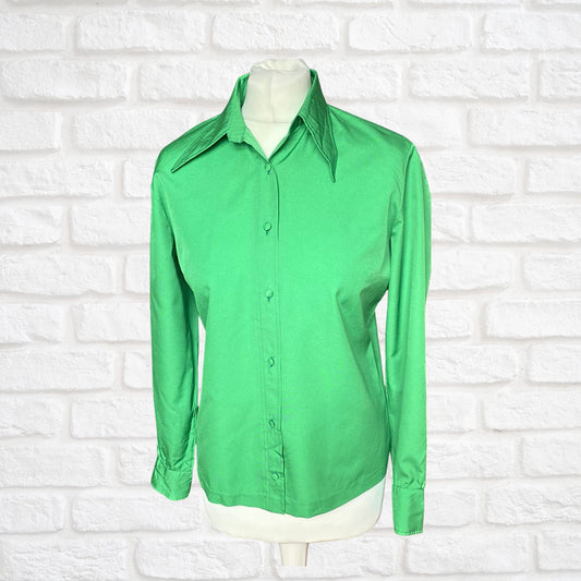 70s Vibrant Green Long Sleeved Vintage Blouse with Dagger Collar .  Approx UK size 10-12