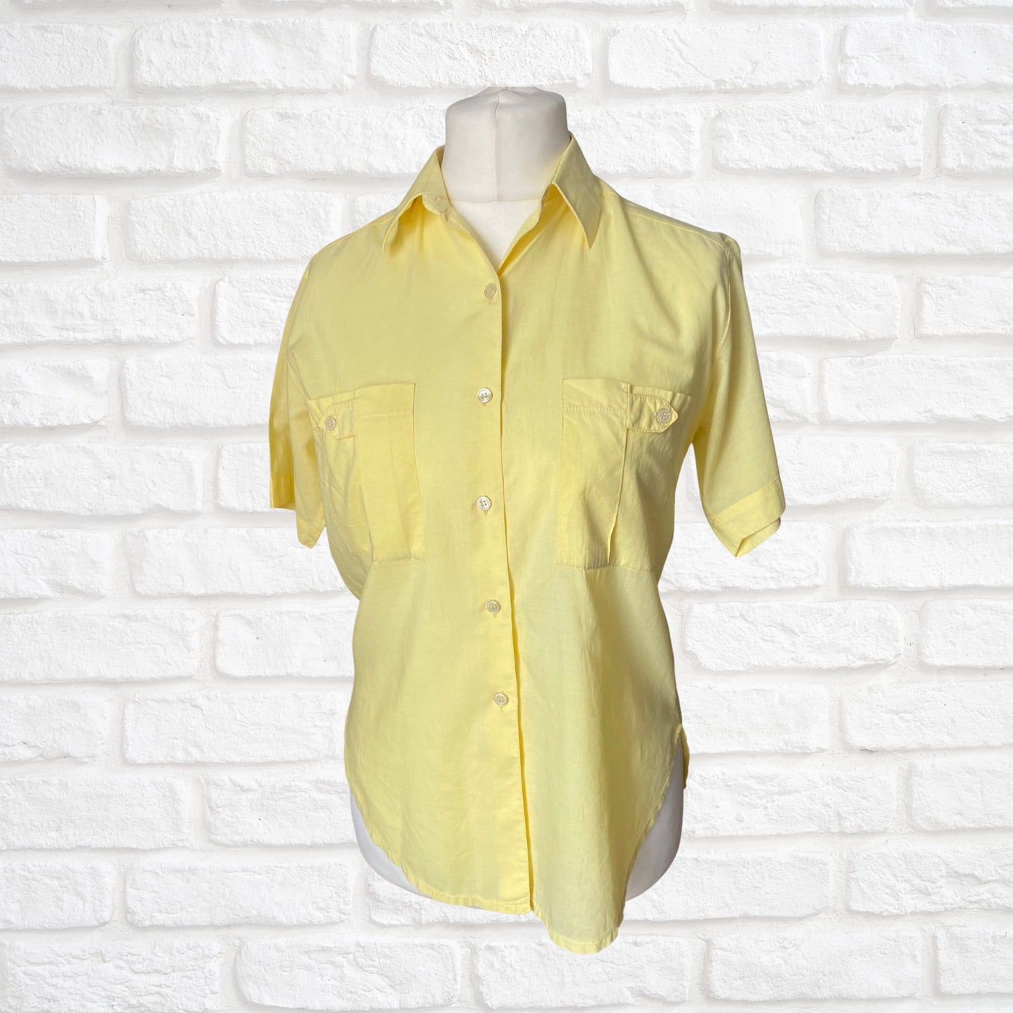 80s short sleeved yellow cotton shirt . Approx U.K. size 12-14