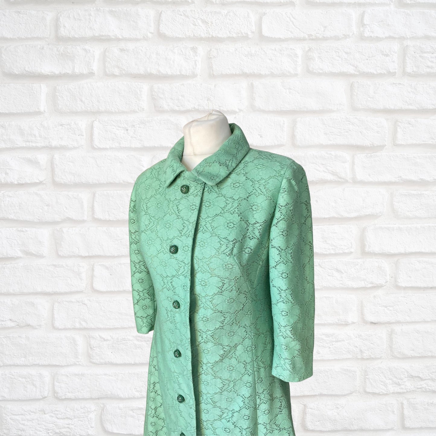 60s style mint green vintage lace coat/ dress. Approx UK size 10-12