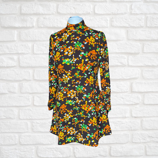 Vintage 60s Geometric Print Long Sleeved Mini Dress. Approx UK size 14-16