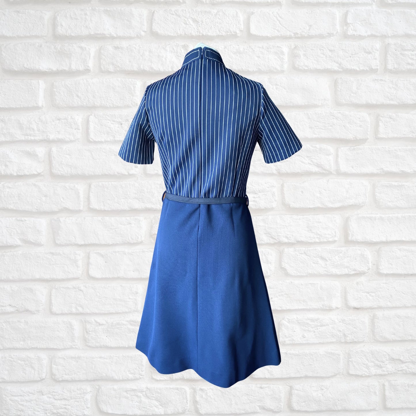 60s Vintage Mod Style Navy Blue and White Scooter Dress with Matching Belt. Approx UK size 8-10