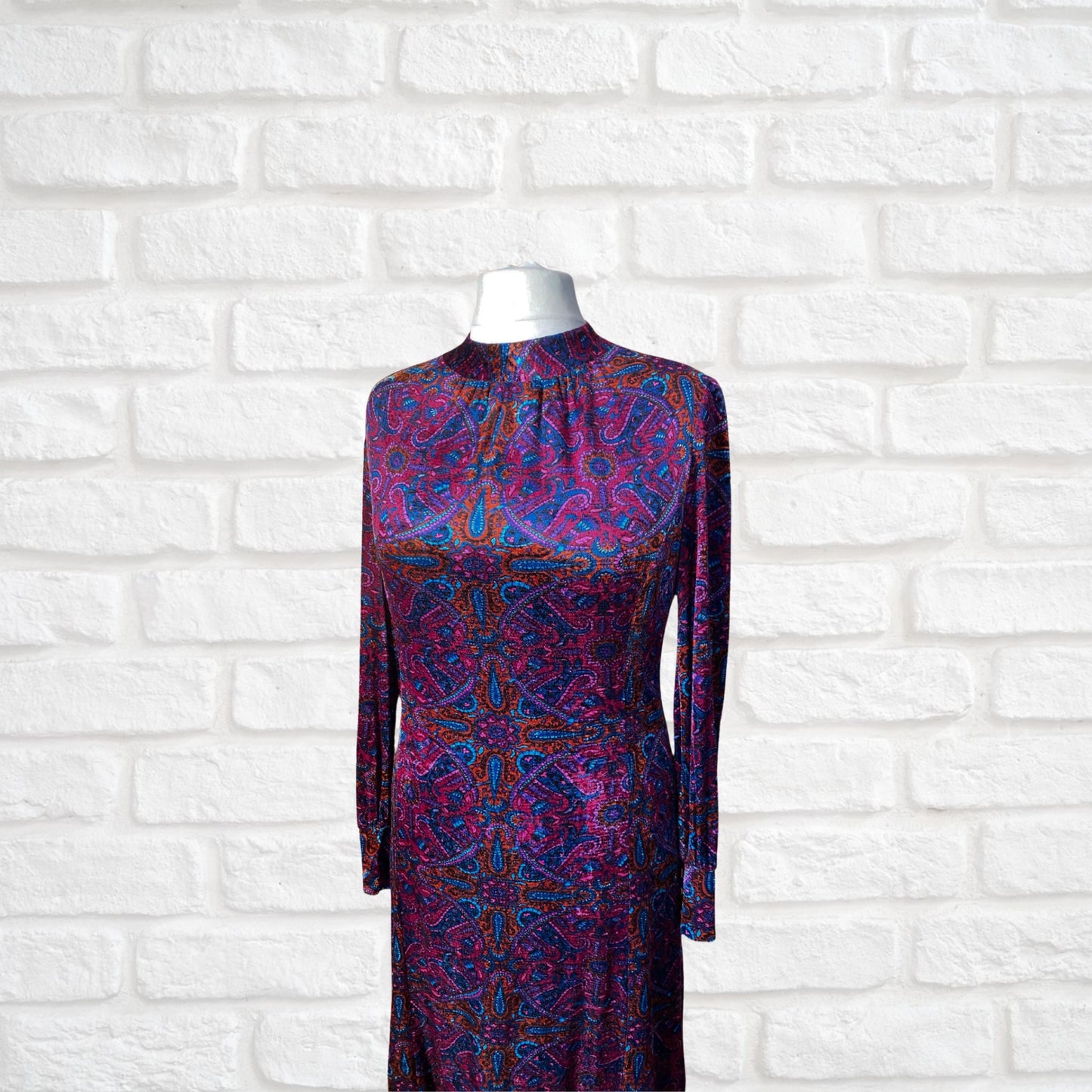 Vintage Velvet Purple Paisley 60s Style A line Dress. Approx UK size 14-16