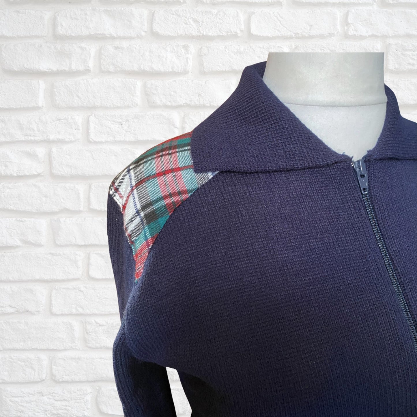 70s Vintage Blue Zip Up Cardigan with Tartan Detailing. Approx UK size 12 -14 (women) / small (men)