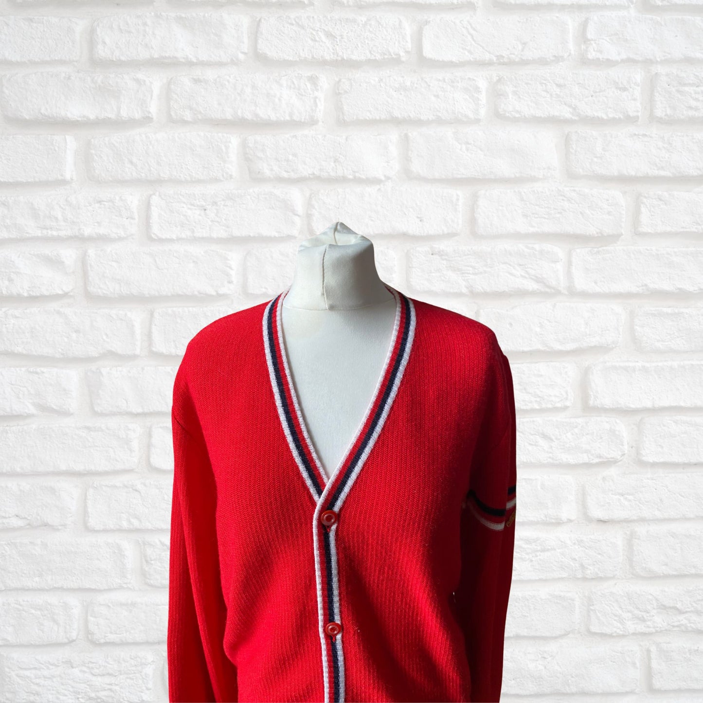60s Mod Style Red V neck Vintage Cardigan.  Approx UK size 12-16