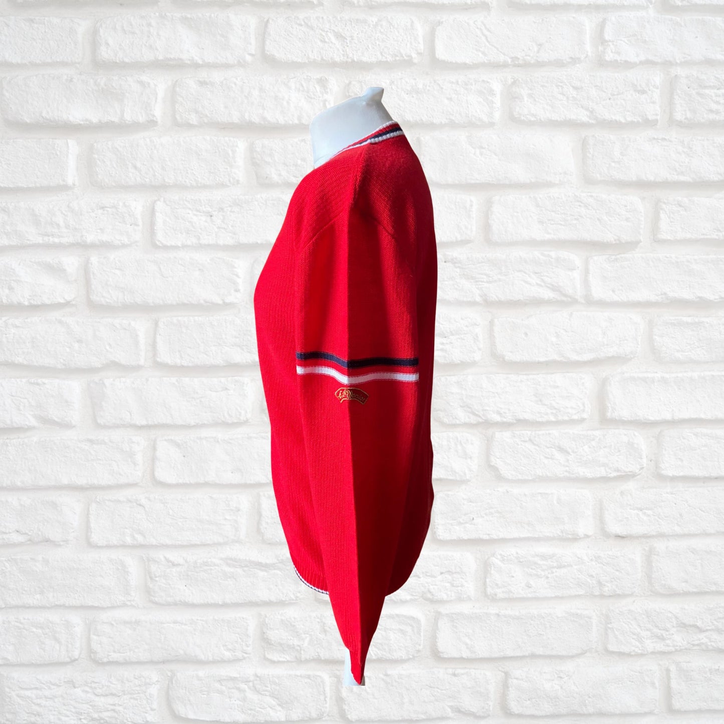 60s Mod Style Red V neck Vintage Cardigan.  Approx UK size 12-16