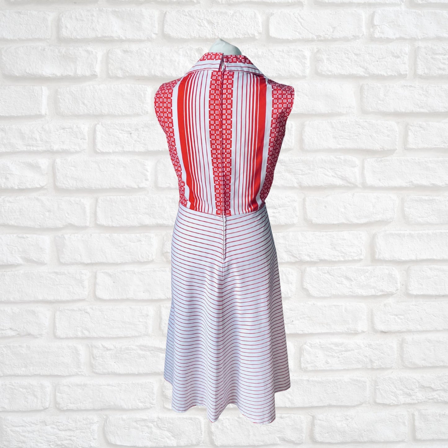 Vintage red and white open collar geometric and striped midi dress. Approx UK size 8- 10