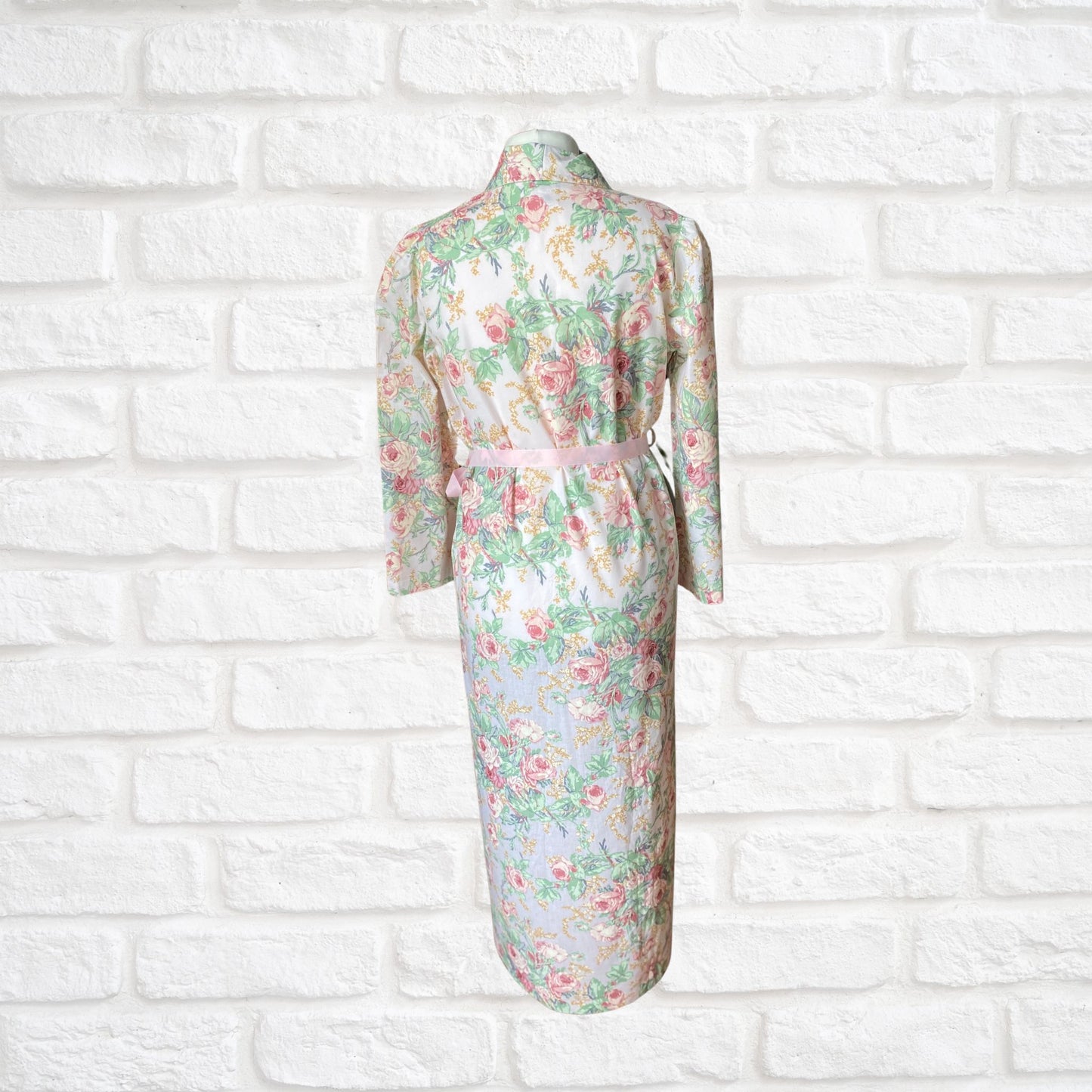 Full Length Pink Floral Vintage Robe with Ribbon Belt. Approx U.K. size 12-16