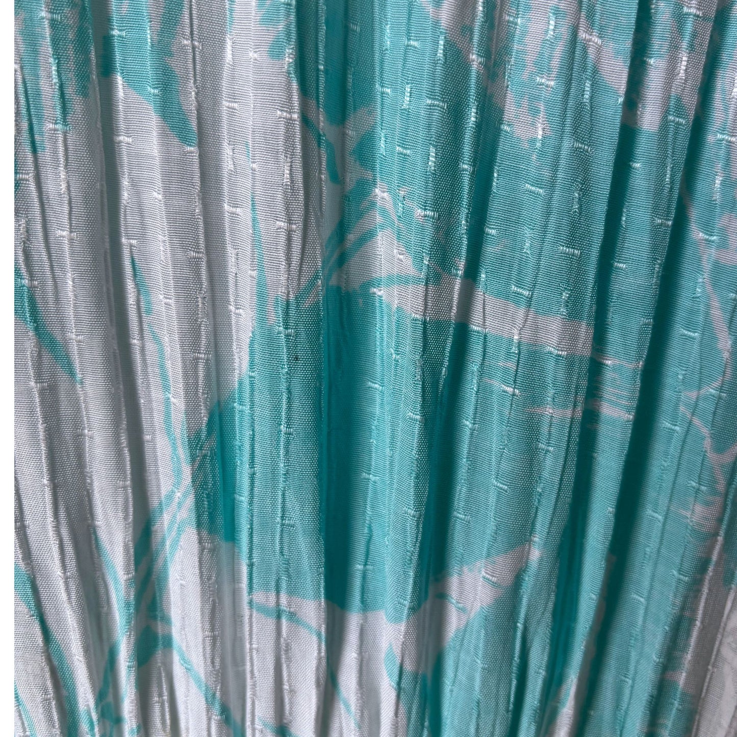 80s white and turquoise floral print Betty Barclay midi dress. Approx  U.K. size  12-14