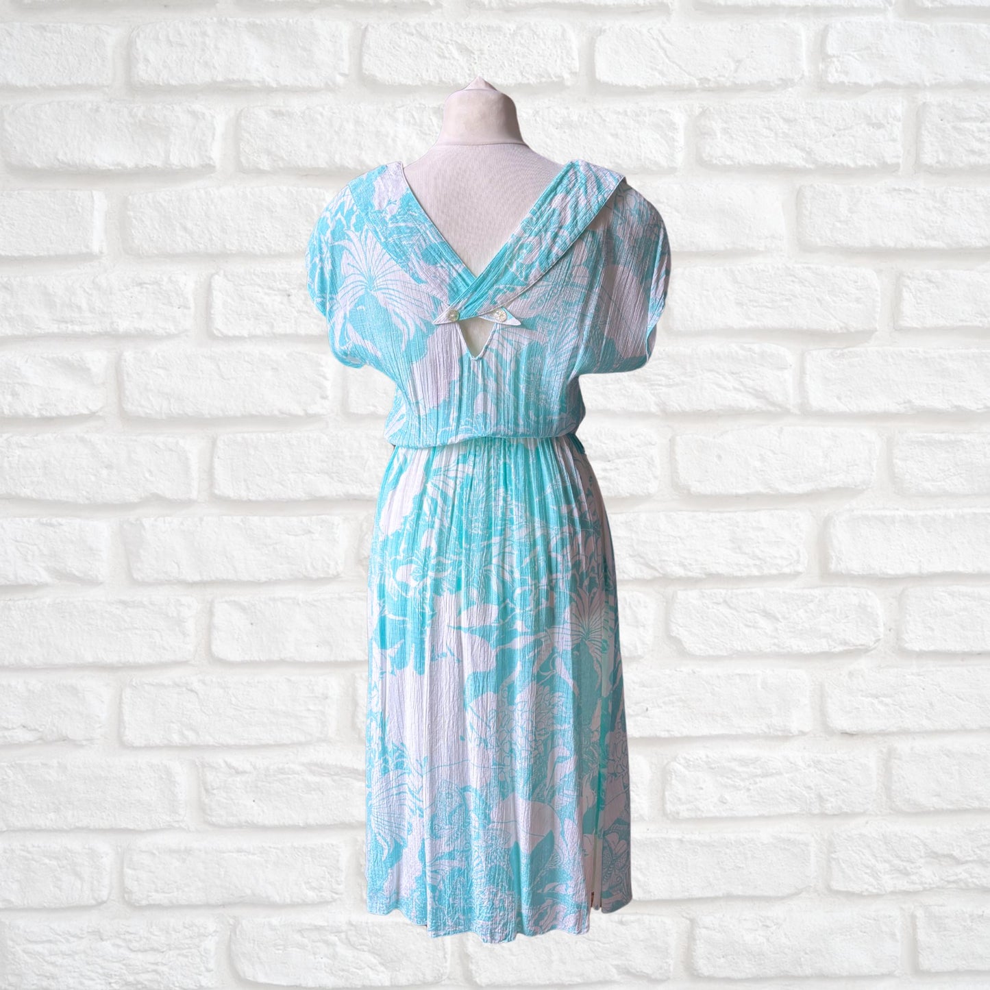 80s white and turquoise floral print Betty Barclay midi dress. Approx U.K. size 12-14