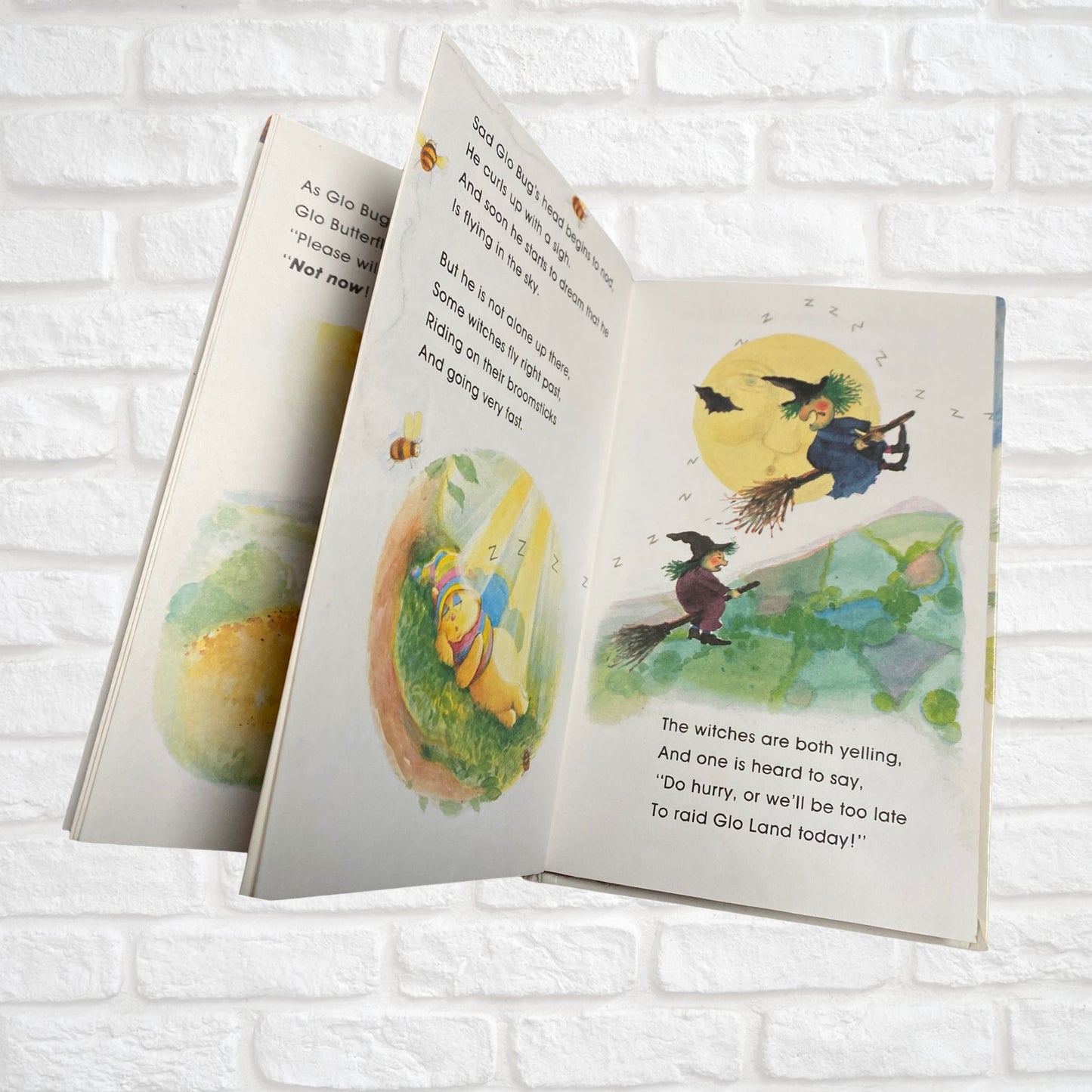 Glo Bug by Glo Friends. Vintage ladybird book. Series 865. Great gift idea