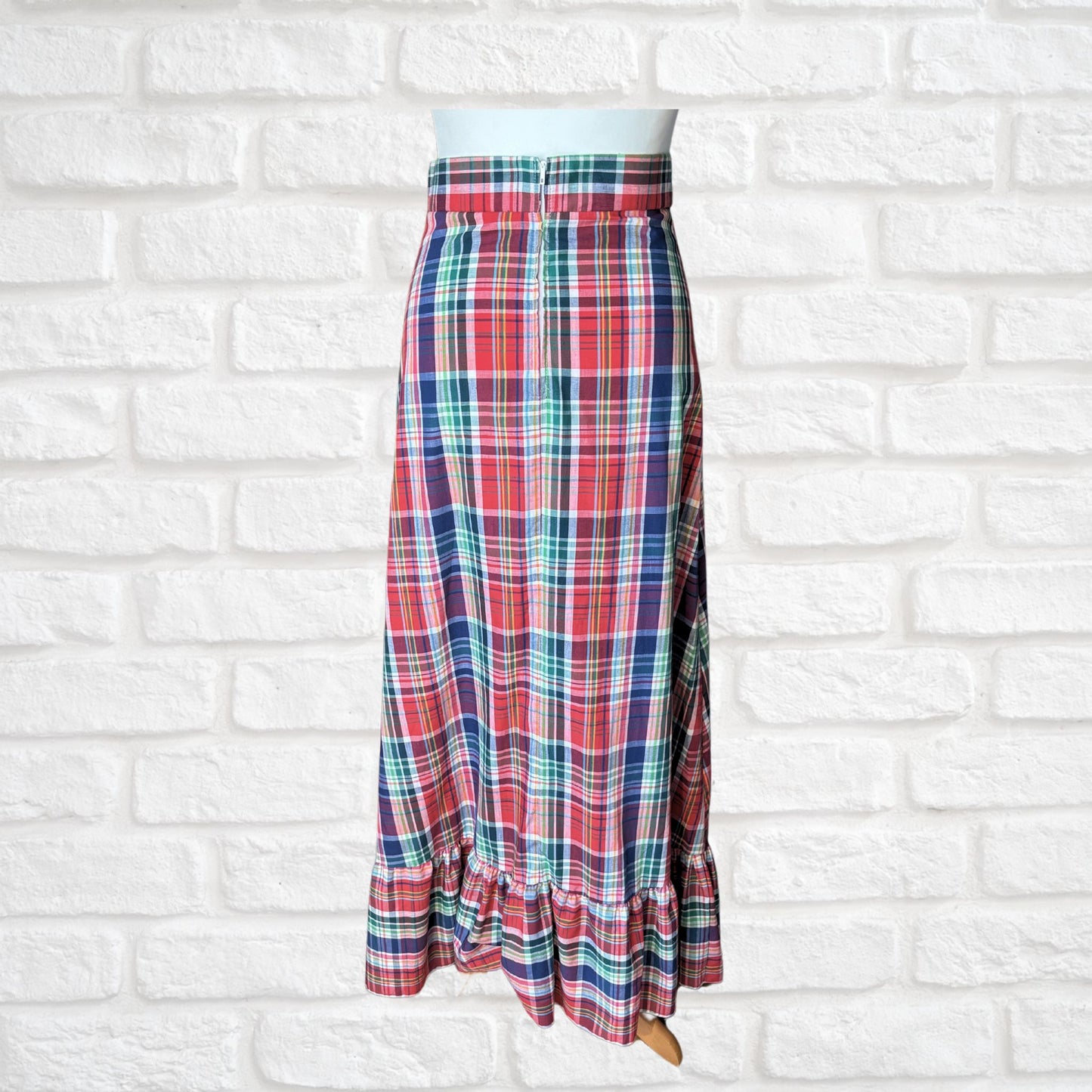 1970s Red, White, Blue and Green Checked Vintage Maxi Skirt . Approx UK size 8-10