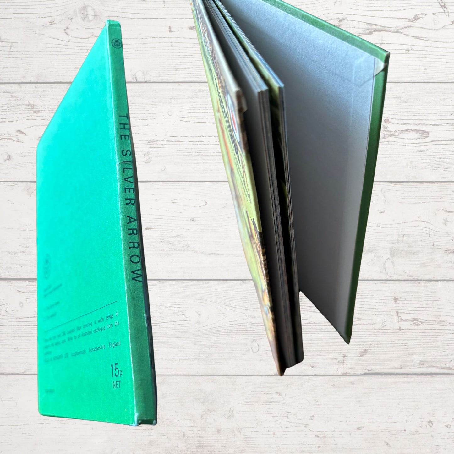 The Silver Arrow. A Ladybird Robin Hood Adventure. 1970s Vintage Book.Series 549. Great gift idea