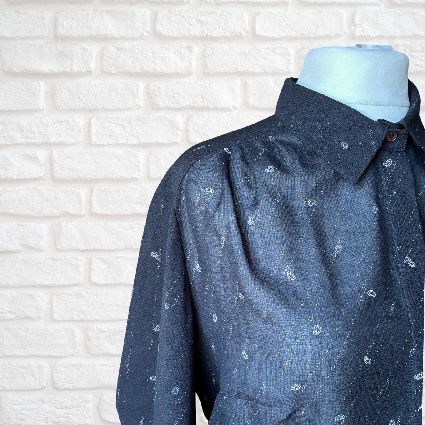 Black and White Semi-Sheer Long Sleeved Vintage Shirt. Approx UK size 18-22