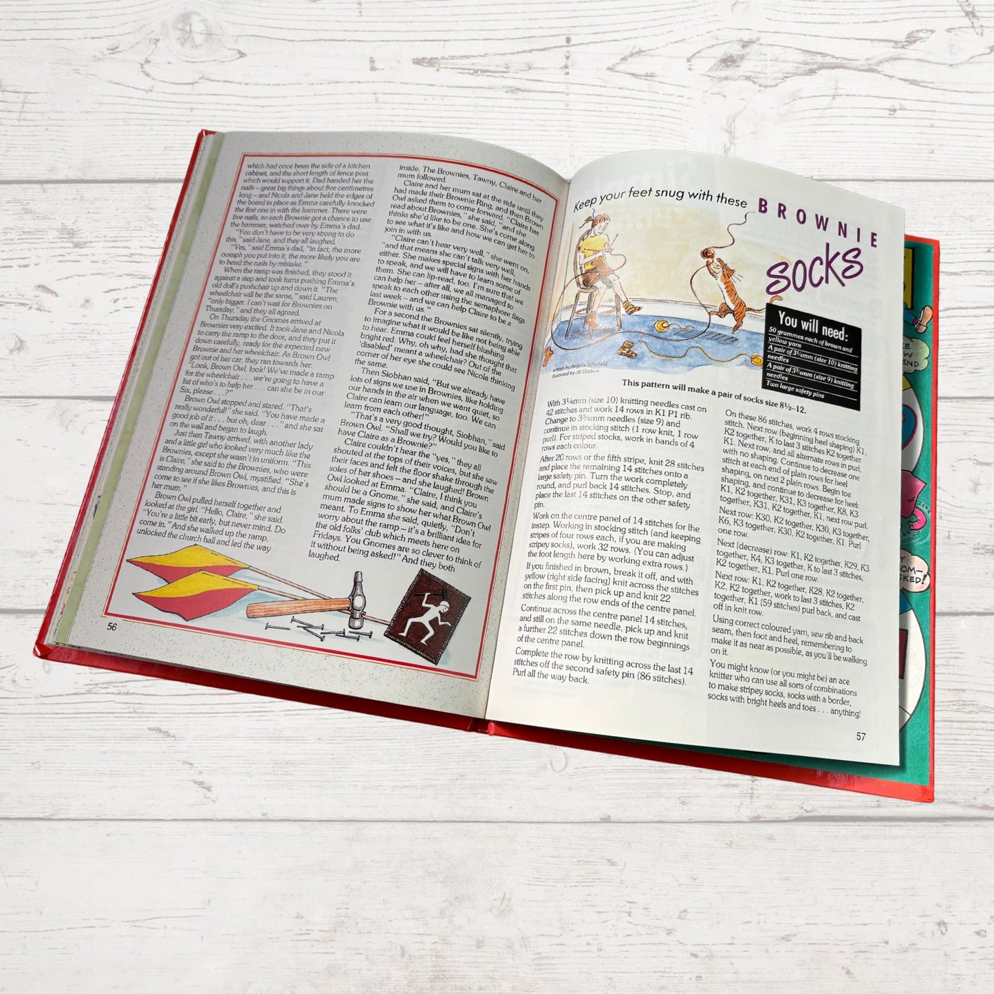 Vintage Girl Guides Annual: The Official Brownie Annual 1991. Great nostalgic gift idea