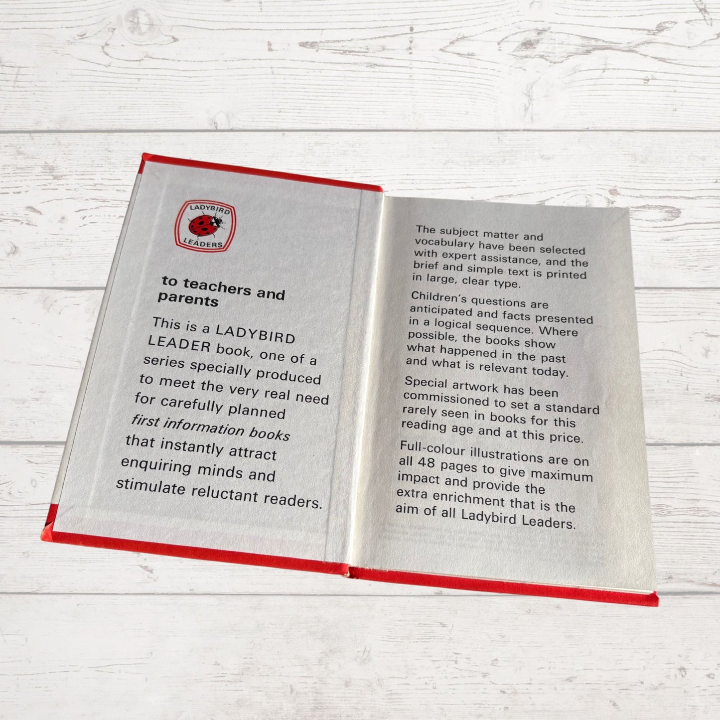 Vintage 1980s children’s book, Castles. A Ladybird Leader reading book. Series 737