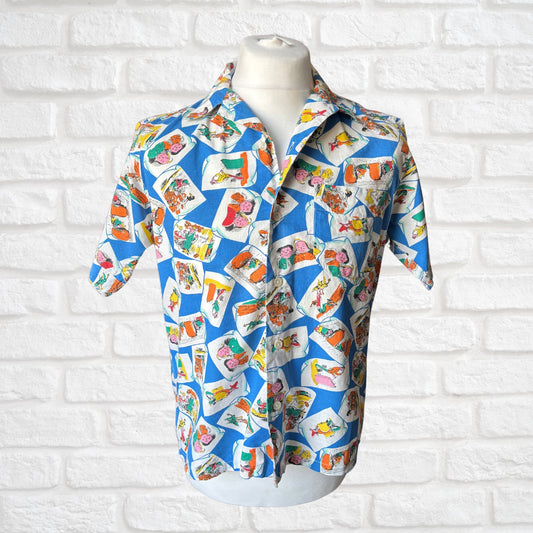 70s Blue Cartoon Novelty Print Vintage Cotton Shirt. Approx UK size M (men) 14-16( women )