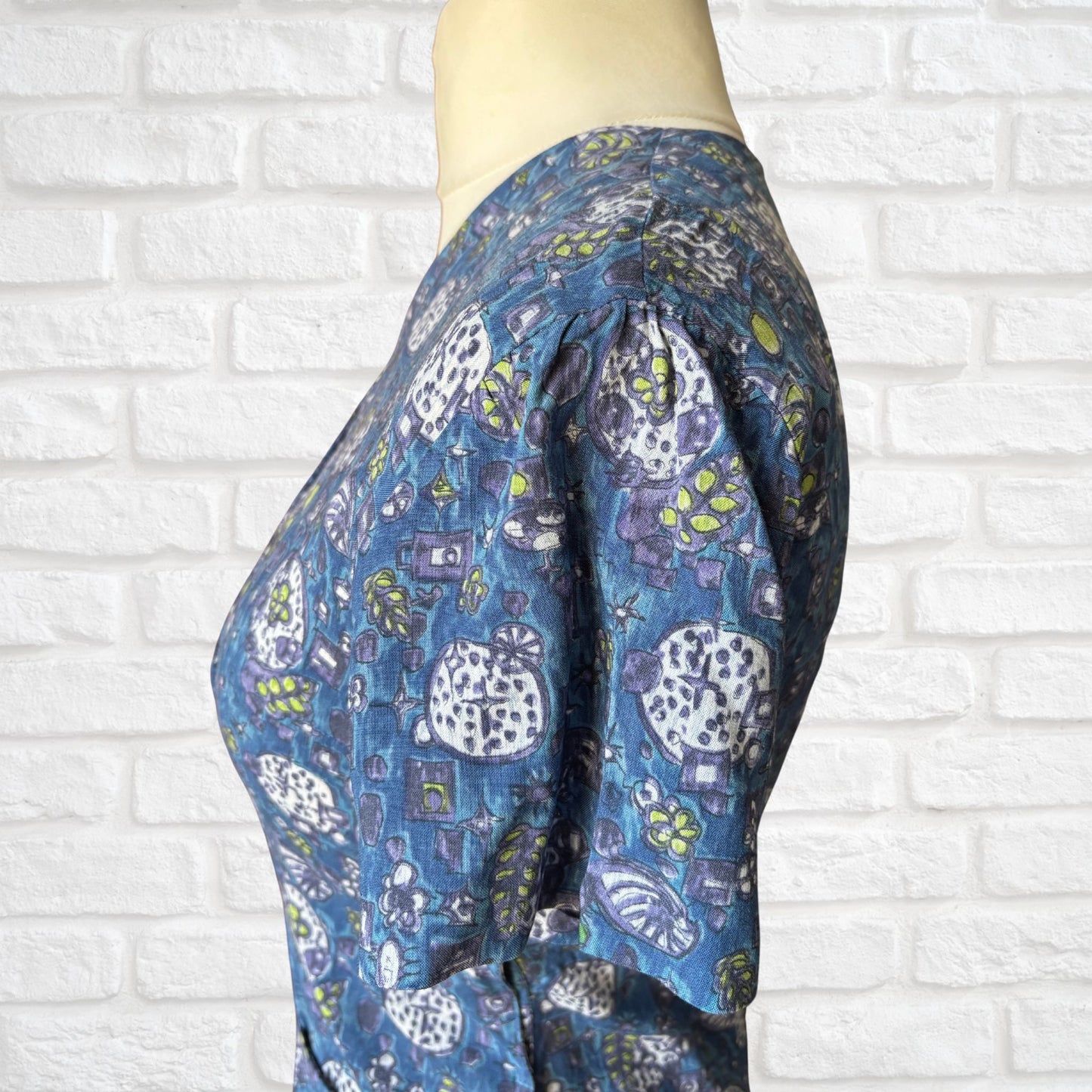 1950s French Vintage Blue Cotton Abstract Print Dress. Approx UK 12/ small 14