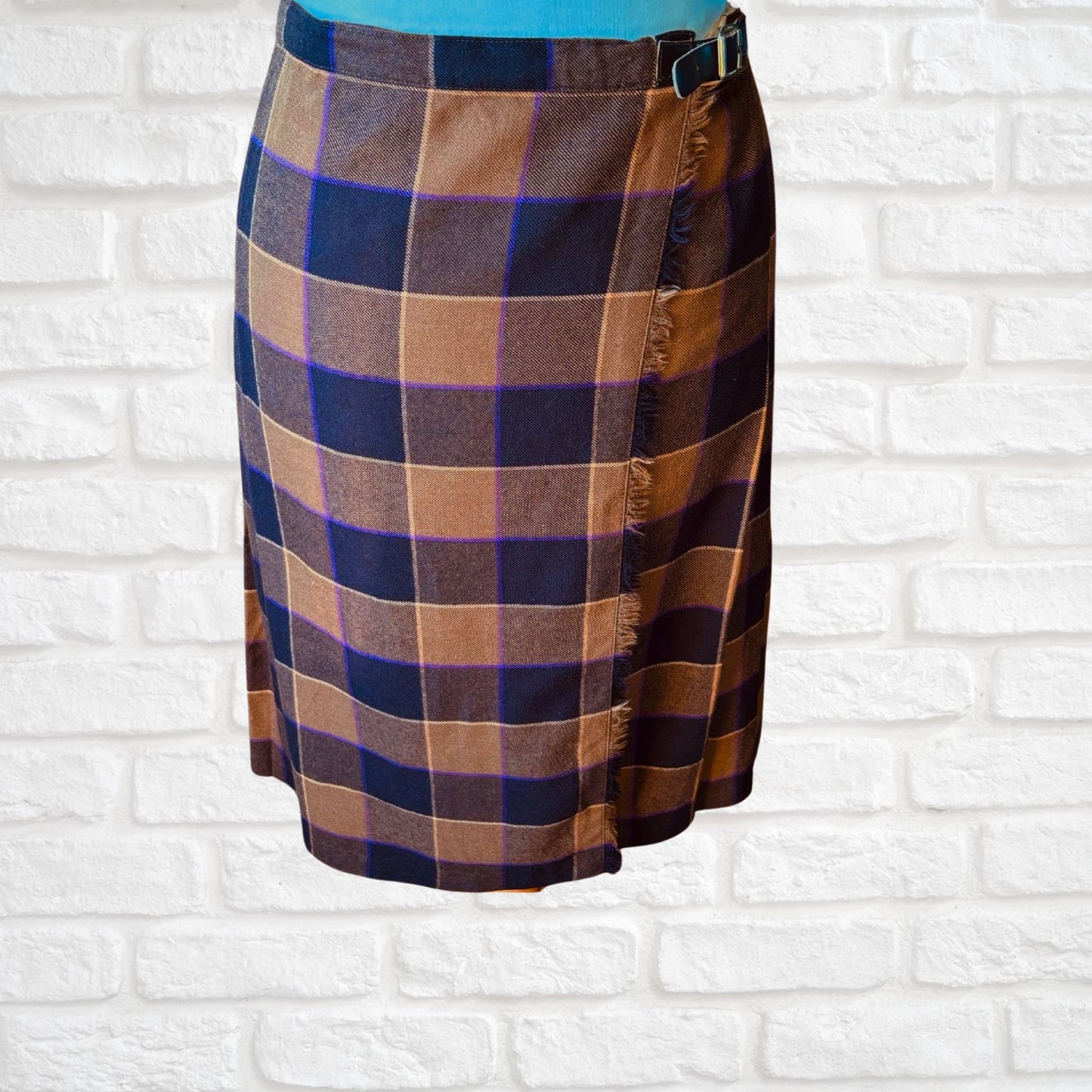 Vintage Brown,Gold & Purple Tartan Wool Kilt Skirt. Approx UK size 10-12