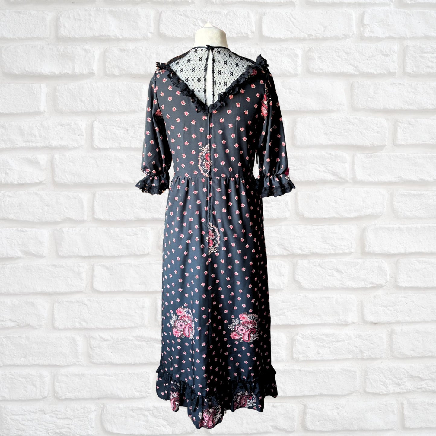 90s Dark Floral and Lace Maxi Vintage Dress. Approx UK size 12