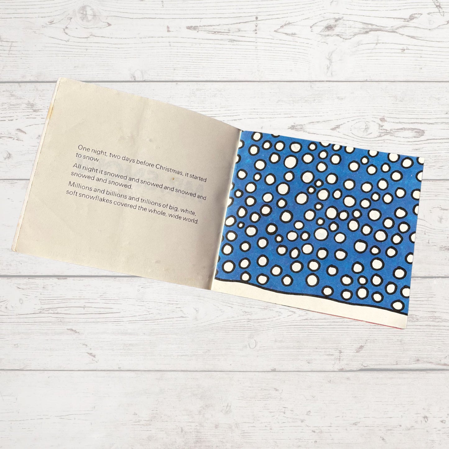 Mr. Snow by Roger Hargreaves. Original 1970s The Mr Men series. 1971 edition. Great gift idea