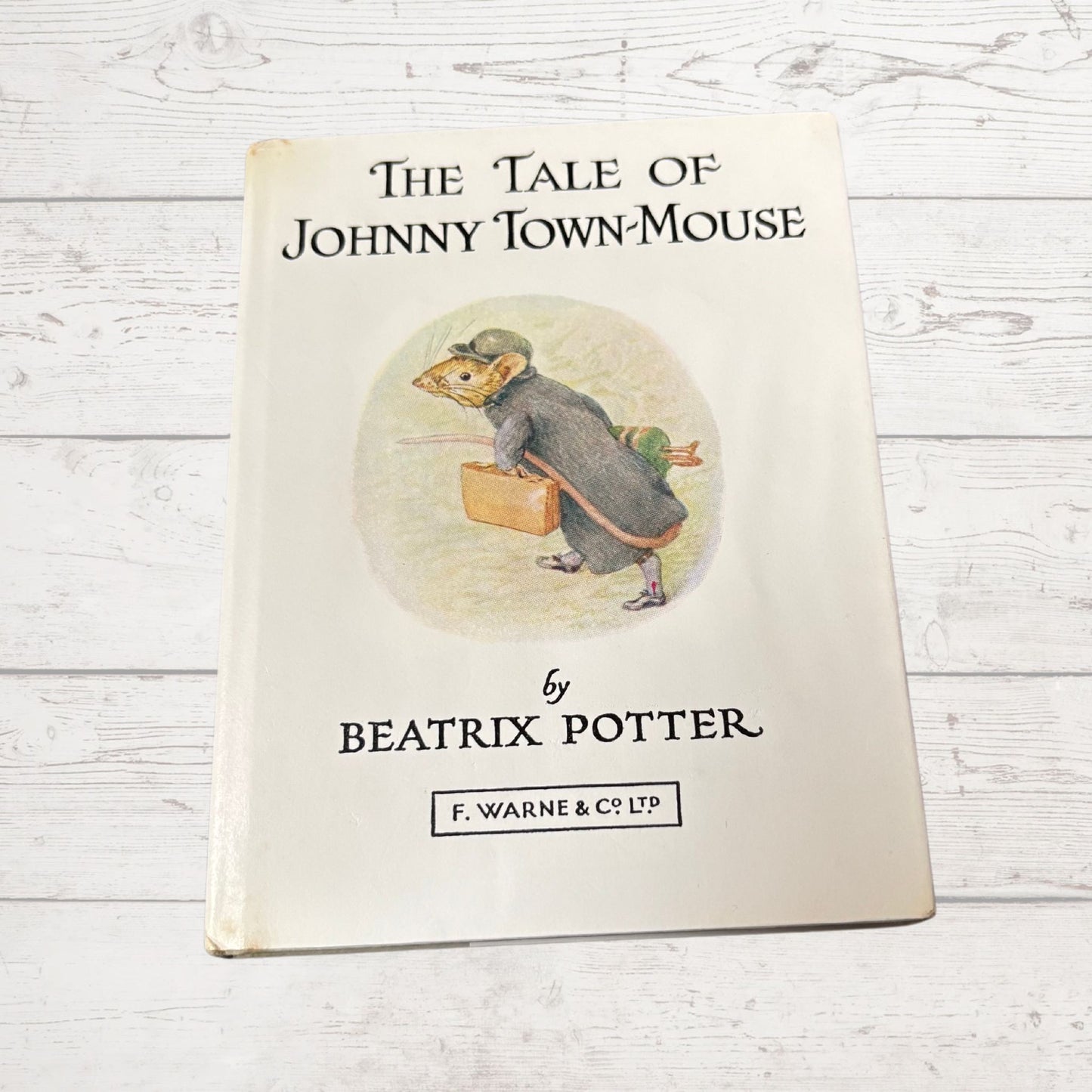 The Tale of Johnny Town Mouse. Vintage Beatrix Potter book. 1970 edition