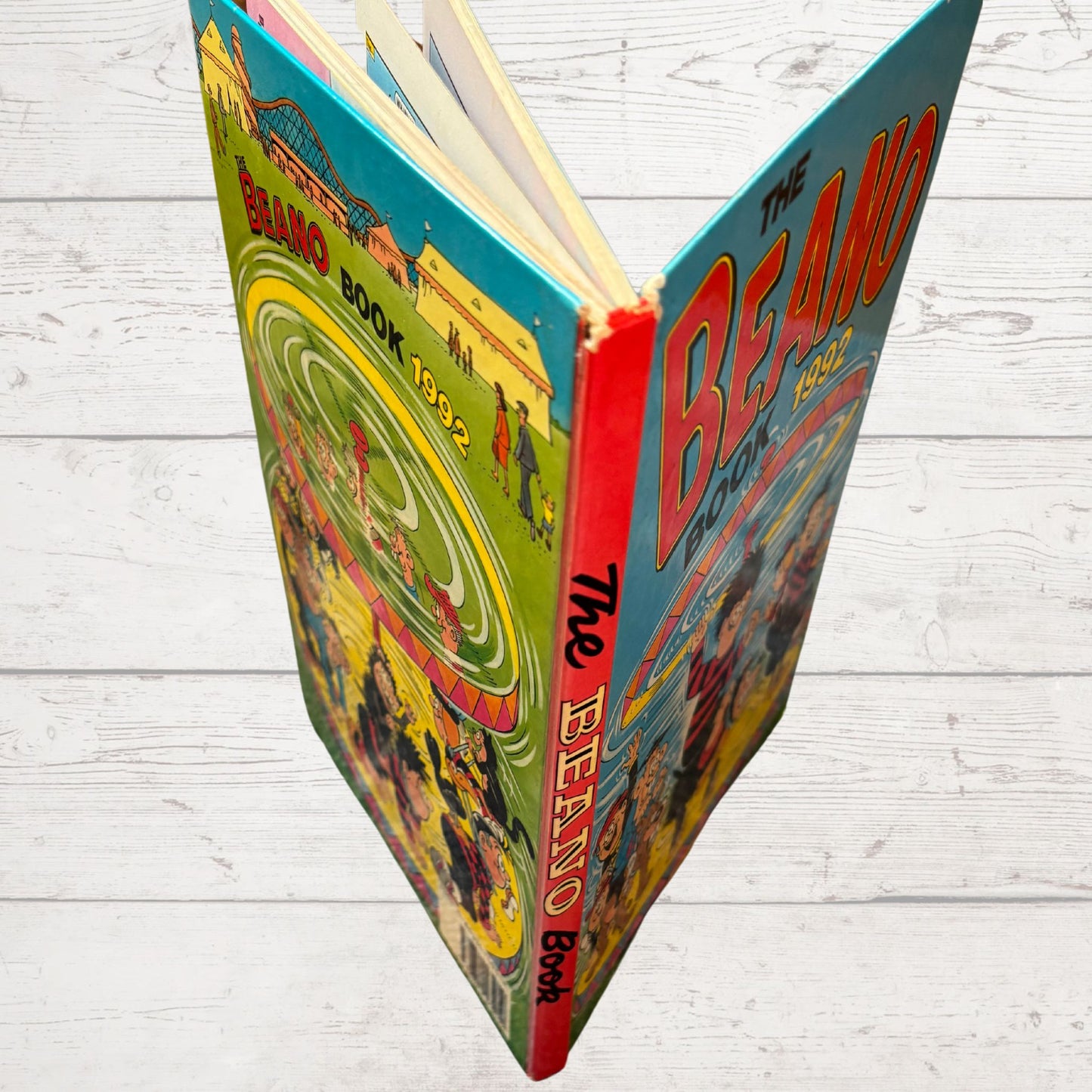 Vintage Beano Annual 1992. Classic Comic Strips for Nostalgic Reading & Collecting. Great gift idea