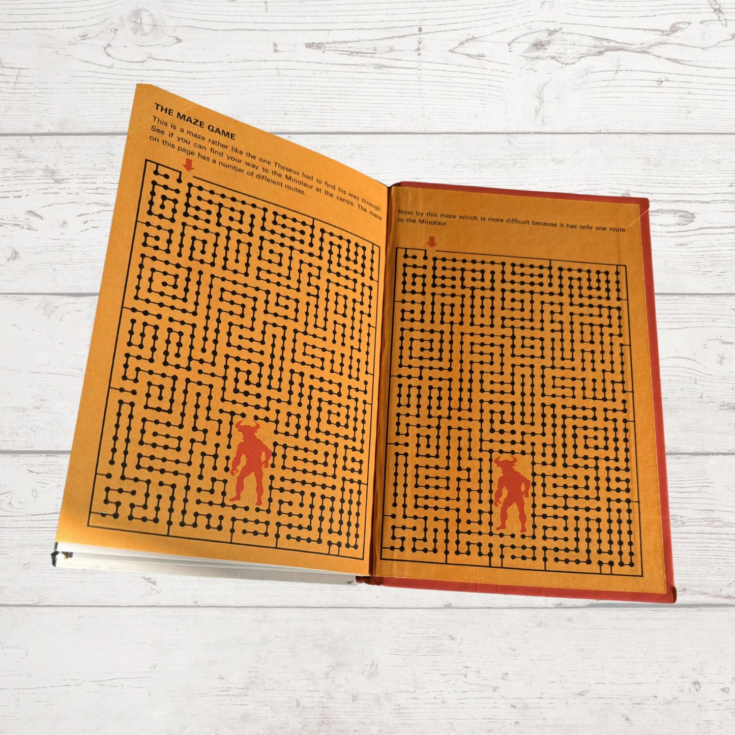 Famous Legends, Book 1: 80s Vintage Ladybird Book. Series 740 - Nostalgic gift idea