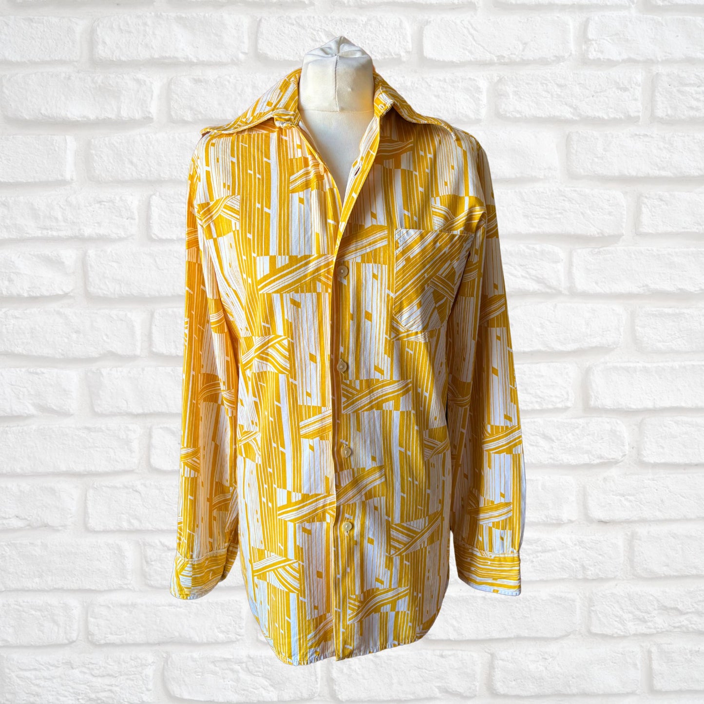 70s Geometric Print Long Sleeved Cotton Slim Fit Vintage Shirt. Approx UK size S (men) 10 (women)