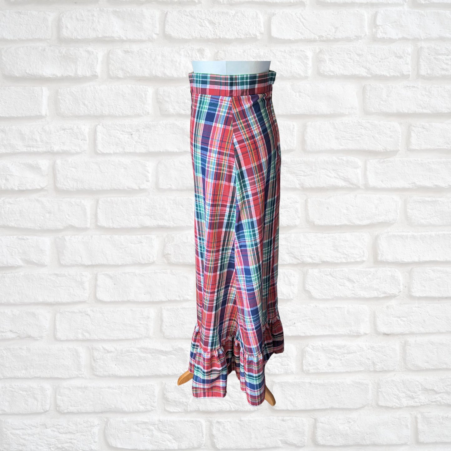 1970s Red, White, Blue and Green Checked Vintage Maxi Skirt . Approx UK size 8-10