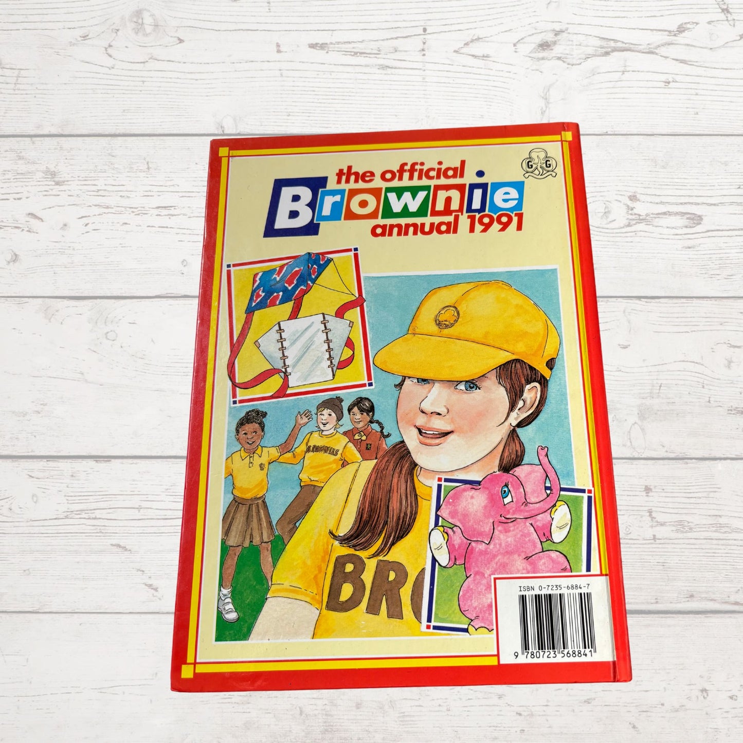 Vintage Girl Guides Annual: The Official Brownie Annual 1991. Great nostalgic gift idea