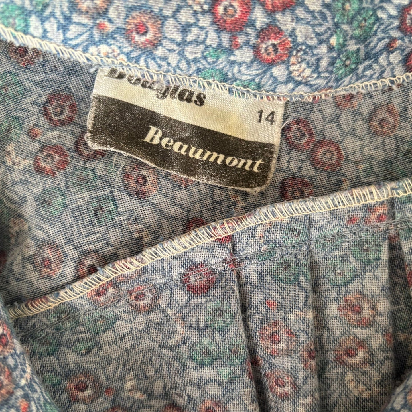 Vintage 80s Blue Floral Prairie Midi Dress with Cream Lace Collar. Approx UK size 12-14