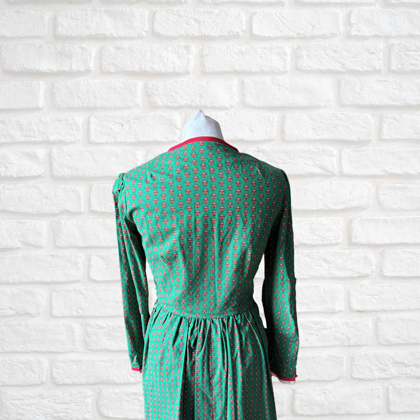 Vintage Green and Red Cotton Dirndl Dress with long lace trimmed sleeves. Approx UK size 8-10