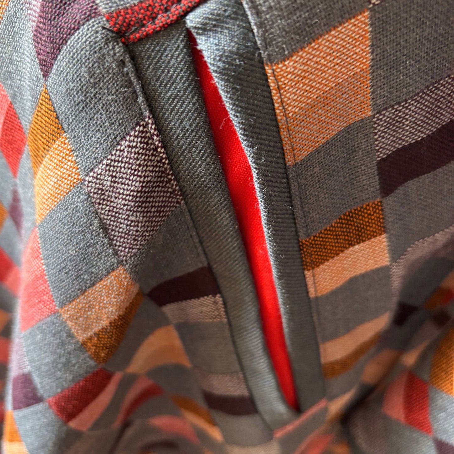 Timeless 80s Vintage Fit and Flare Checked Midi Dress. Approx UK size 12-14