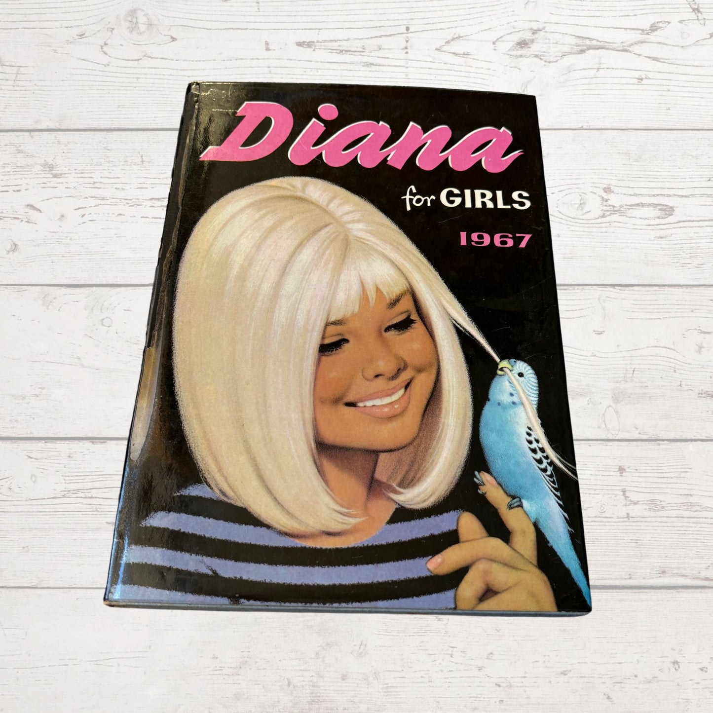 Vintage Diana Annual 1967, full of fiction, fashion, fun and nostalgia. Great gift idea