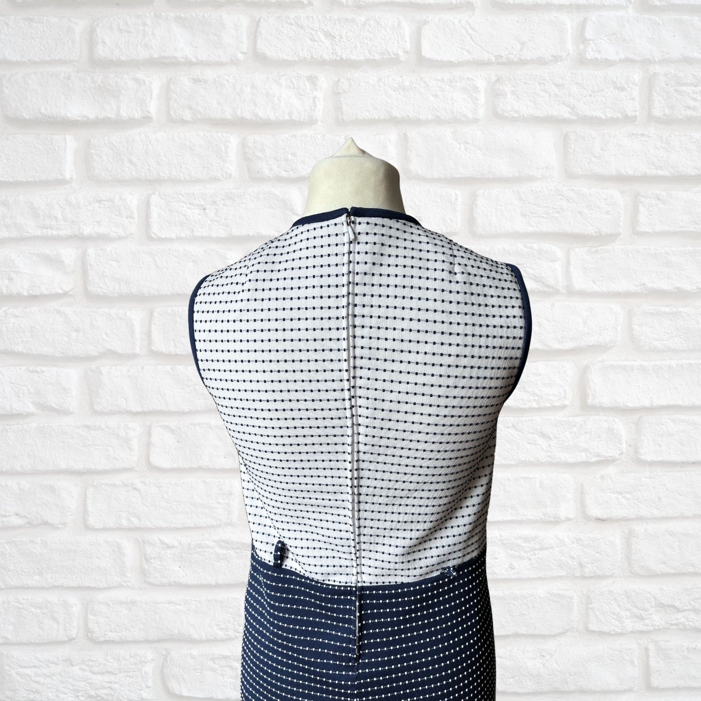 1960s Mod Style Navy Blue & White Sleeveless Vintage Scooter Dress. Approx UK size 10-12